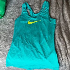 Nike Pro Workout Tank